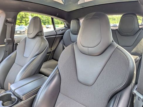 Used 2017 Tesla Model S 75D AWD/4WD image 13