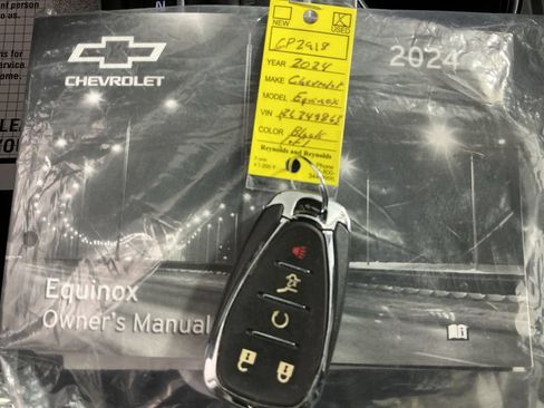 Used 2024 Chevrolet Equinox LT AWD/4WD image 29