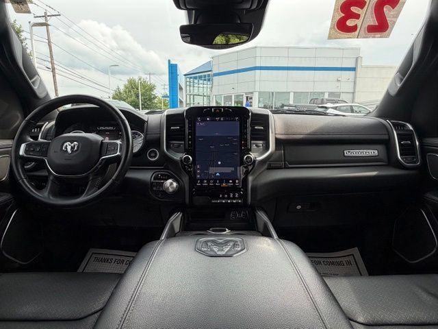 Used 2023 RAM 1500 Laramie AWD/4WD image 4