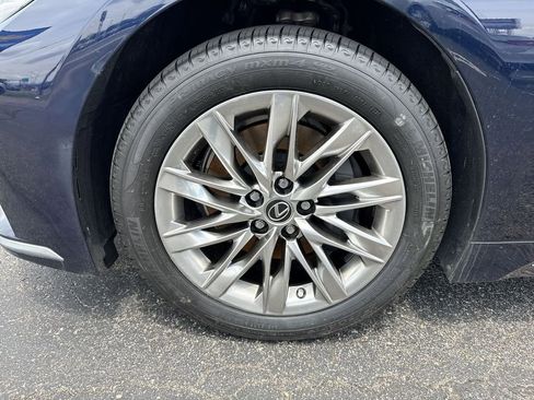 Used 2022 Lexus LS 500 AWD w/ Interior Upgrade Package image 10