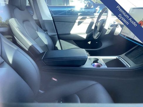 Used 2023 Tesla Model Y Long Range AWD/4WD image 10