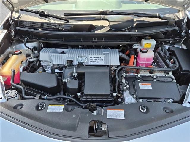Used 2015 Toyota Prius V Four FWD image 21
