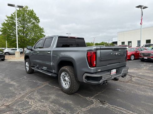 Used 2019 GMC Sierra 1500 SLT w/ SLT Premium Plus Package AWD/4WD image 8