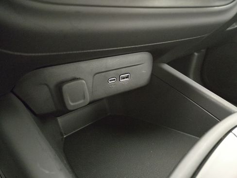 Certified 2024 Chevrolet Trax RS w/ Driver Confidence Package image 25