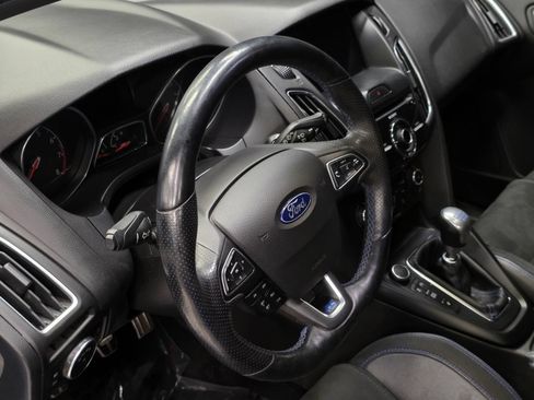 Used 2018 Ford Focus RS AWD/4WD image 21