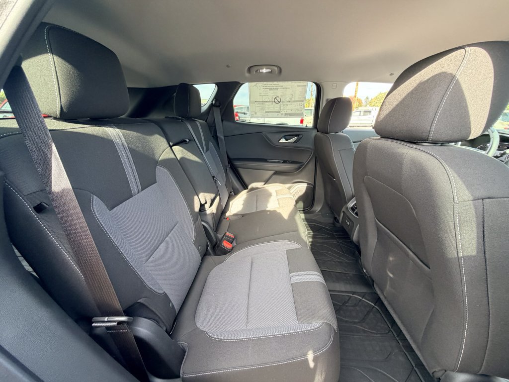 New 2026 Chevrolet Blazer LT w/ Convenience Package AWD/4WD image 8