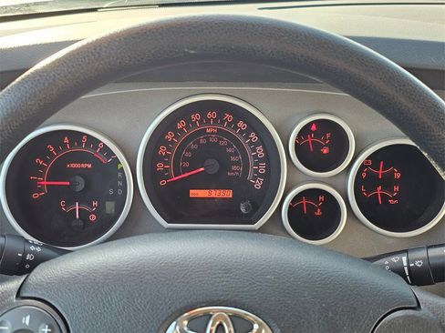 Used 2012 Toyota Tundra Grade image 23