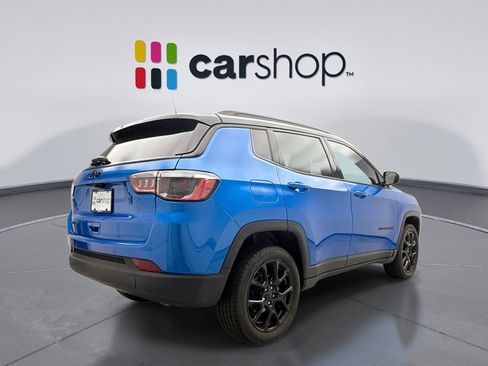 Used 2023 Jeep Compass Latitude w/ Convenience Group image 5
