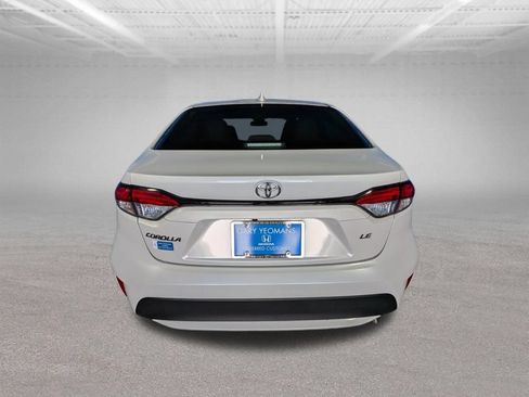Used 2020 Toyota Corolla LE FWD image 6