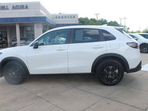 Used 2026 Honda HR-V Sport image 7