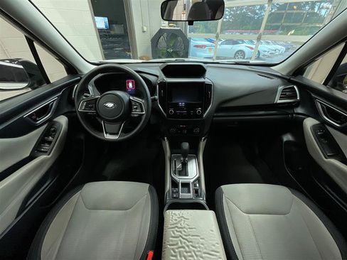 Used 2022 Subaru Forester AWD/4WD image 23
