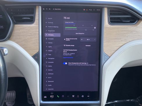 Used 2018 Tesla Model X 75D AWD/4WD image 16