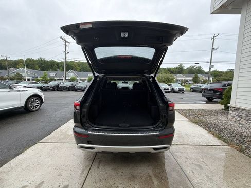 Used 2024 Mitsubishi Outlander SE FWD image 56