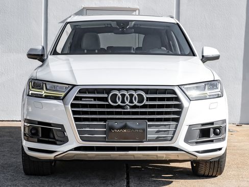 Used 2018 Audi Q7 3.0T Prestige image 4