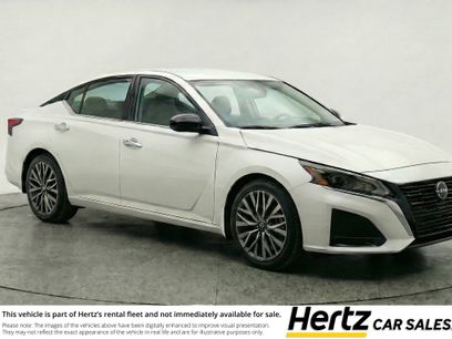 Used 2025 Nissan Altima 2.5 SV