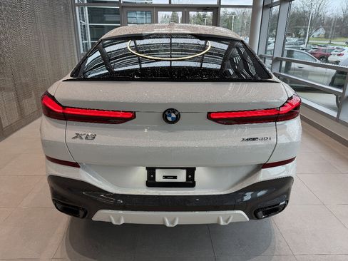New 2026 BMW X6 xDrive40i w/ Premium Package image 5
