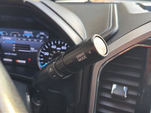 Certified 2022 Ford F350 Lariat w/ Lariat Value Package image 26