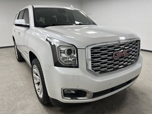 Used 2020 GMC Yukon Denali w/ Open Road Package image 2