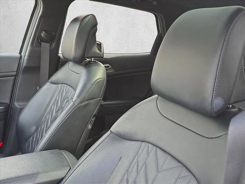 Used 2023 Kia Sportage X-Line w/ X-Line Premium Package image 15