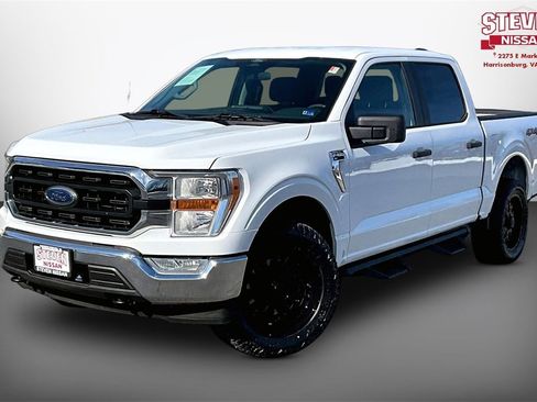 Used 2022 Ford F150 XLT w/ Trailer Tow Package image 3