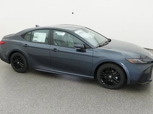 New 2026 Toyota Camry SE image 12