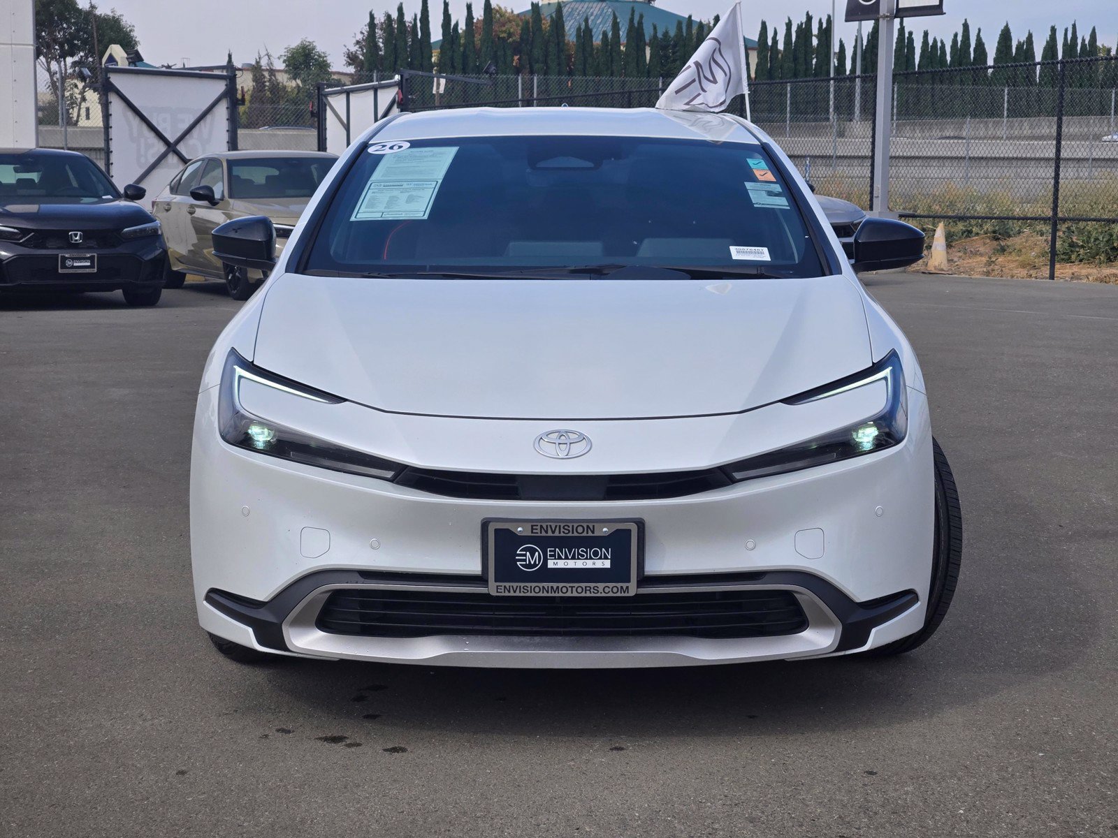 Used 2026 Toyota Prius Plug-In Hybrid FWD image 2
