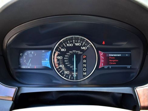 Used 2011 Ford Edge Limited w/ 302A Rapid Spec Order Code image 17