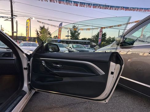 Used 2015 BMW 428i xDrive Convertible image 16