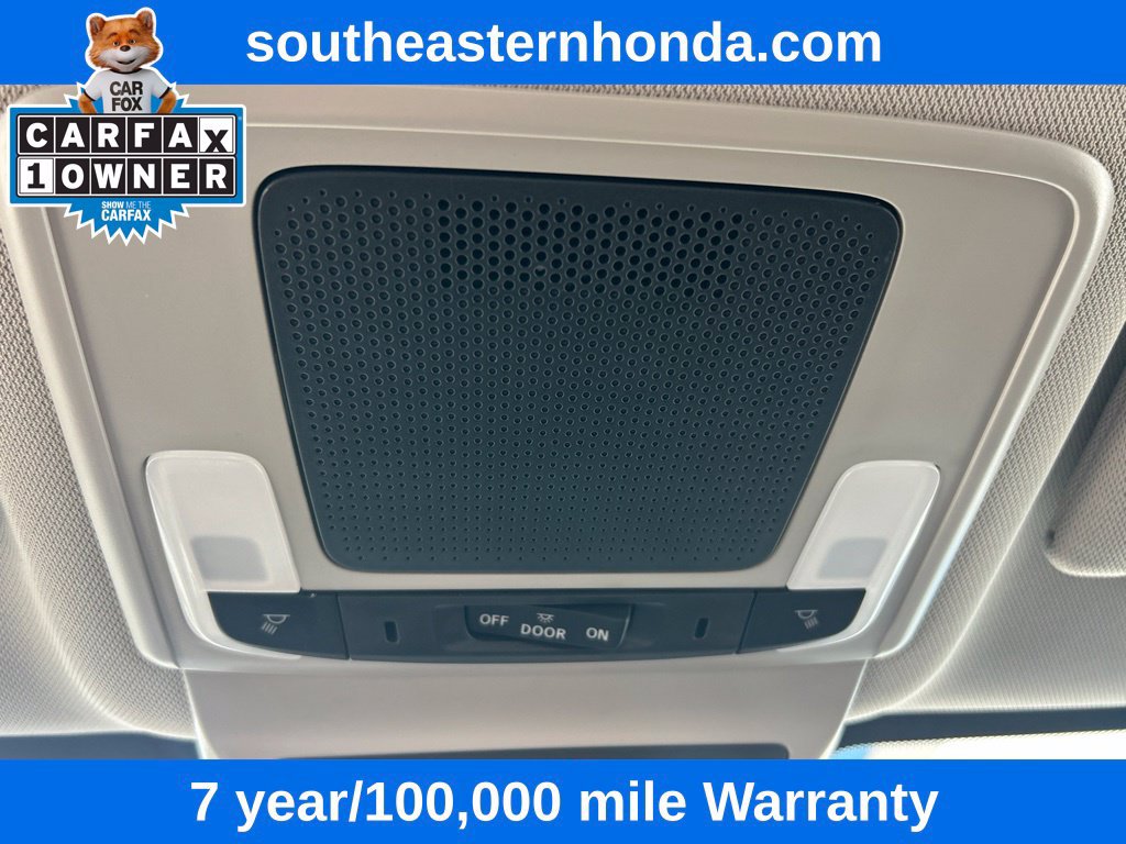 Certified 2025 Honda HR-V LX image 30