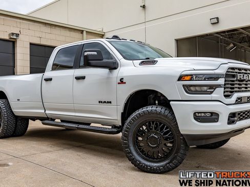 Used 2026 RAM 3500 Lone Star AWD/4WD image 1