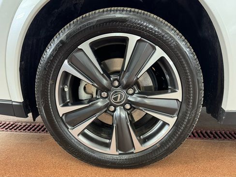 Used 2023 Lexus UX 250h Premium AWD image 8