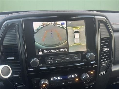 Used 2024 Nissan Titan PRO-4X w/ Pro-4x Convenience Package image 26