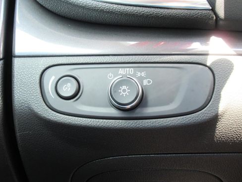 Used 2019 Buick Encore Preferred FWD image 21