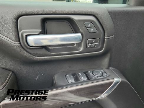 Used 2020 Chevrolet Silverado 2500 LTZ w/ LTZ Plus Package image 29