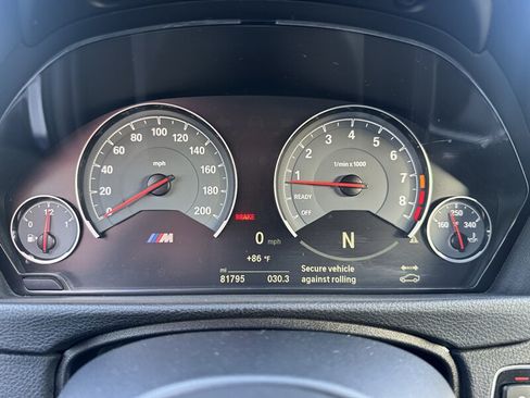Used 2018 BMW M4 Coupe w/ Competition Package RWD image 47