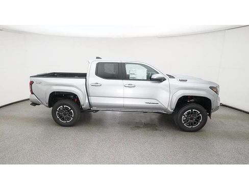 New 2025 Toyota Tacoma TRD Sport image 11