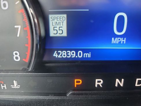 Used 2022 Ford Explorer XLT w/ Equipment Group 202A image 17