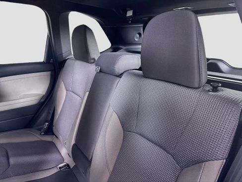 Certified 2025 Subaru Forester Premium AWD/4WD image 26