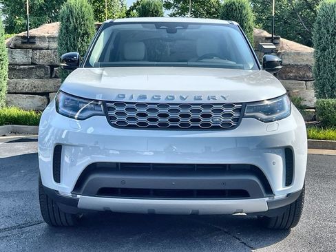 Used 2026 Land Rover Discovery S AWD/4WD image 8