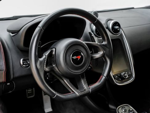 Used 2017 McLaren 570S Coupe image 24