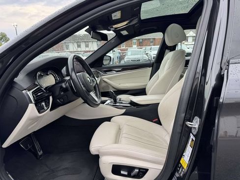 Used 2019 BMW 540i xDrive w/ M Sport Package AWD/4WD image 21