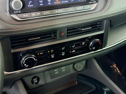 Certified 2024 Nissan Rogue S FWD image 16