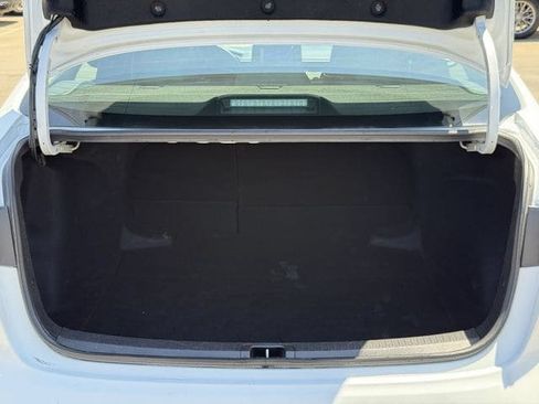 Used 2025 Toyota Corolla LE FWD image 30