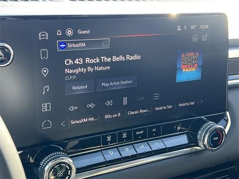 New 2026 GMC Canyon Elevation w/ LPO, Black Badging Package image 16