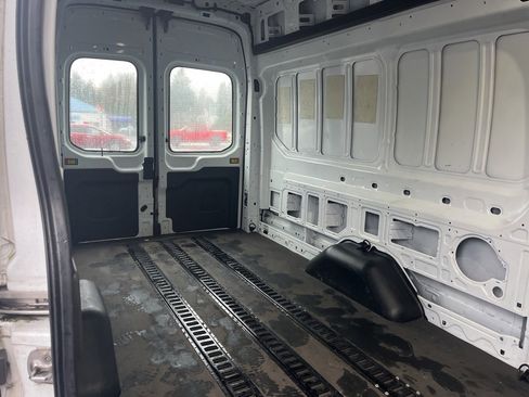 Used 2021 Ford Transit 250 148 High Roof Extended image 9