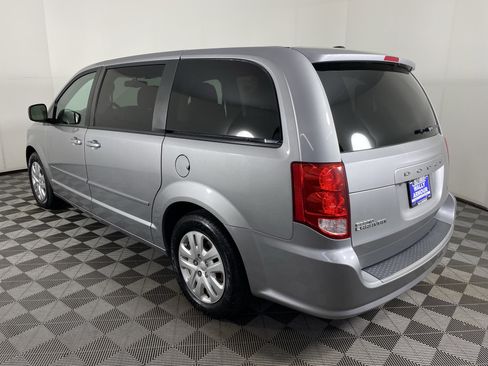 Used 2017 Dodge Grand Caravan SE w/ Power Window Group FWD image 8