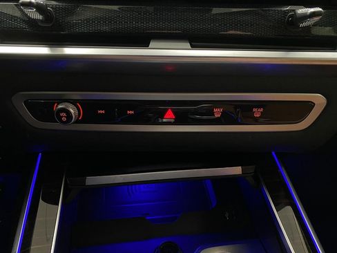 Certified 2023 BMW X7 xDrive40i w/ Executive Package image 27