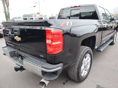 Used 2018 Chevrolet Silverado 2500 LTZ w/ Duramax Plus Package image 5