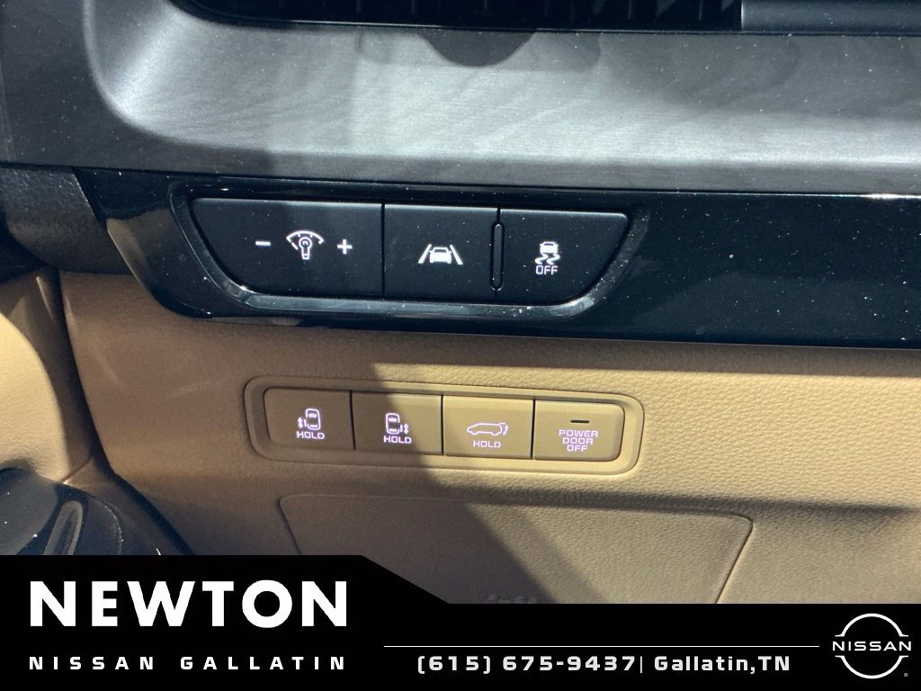 Used 2022 Kia Carnival EX FWD image 43