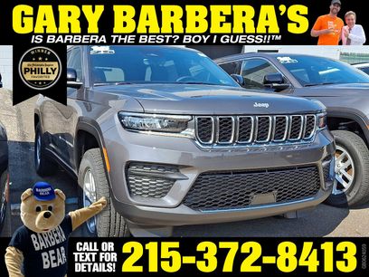 New 2025 Jeep Grand Cherokee Laredo w/ Luxury Tech Group I